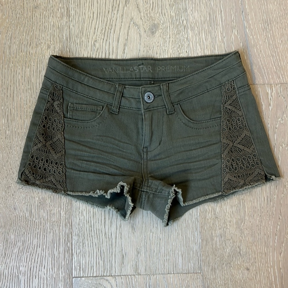 LIKE NEW! Army green Boho denim / jean cutoff shorts. Size 3 / Small.
